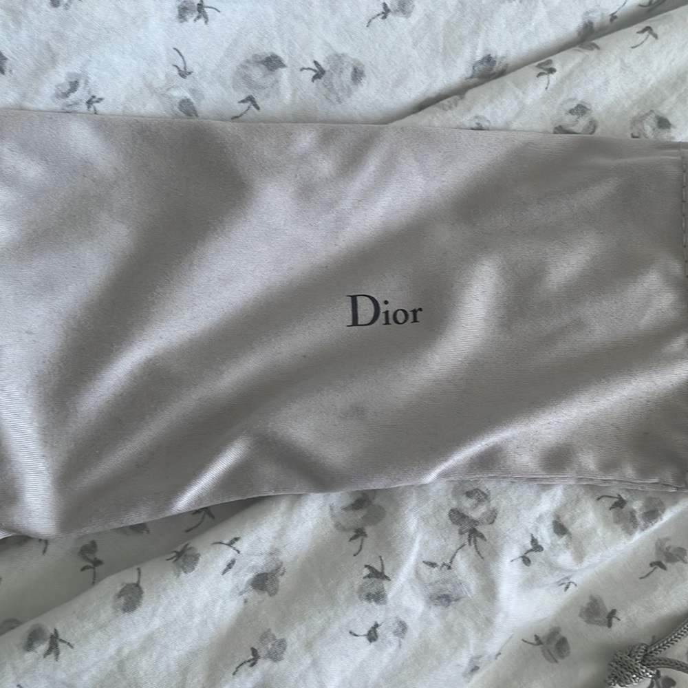 Dior Reflected Sunglasses (Authentic) - Picture 6 of 9